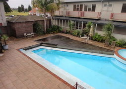 SilverOaks Hotel Geyserland