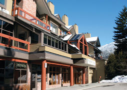 Whistler Village Inn And Suites