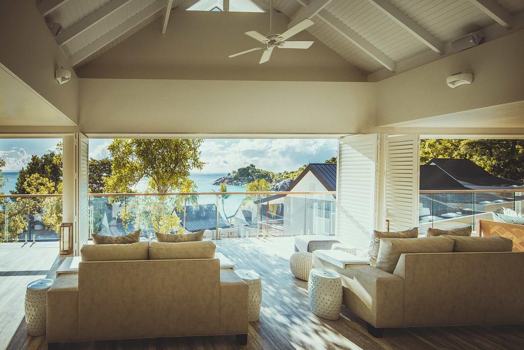 Carana Beach Hotel