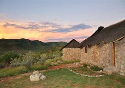 Kapika Waterfall Lodge