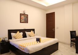FabHotel Aksh Palace DLF Phase 2