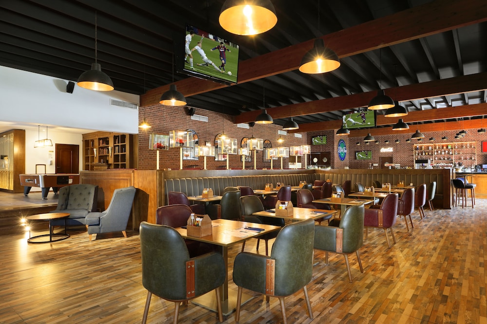 Sports bar